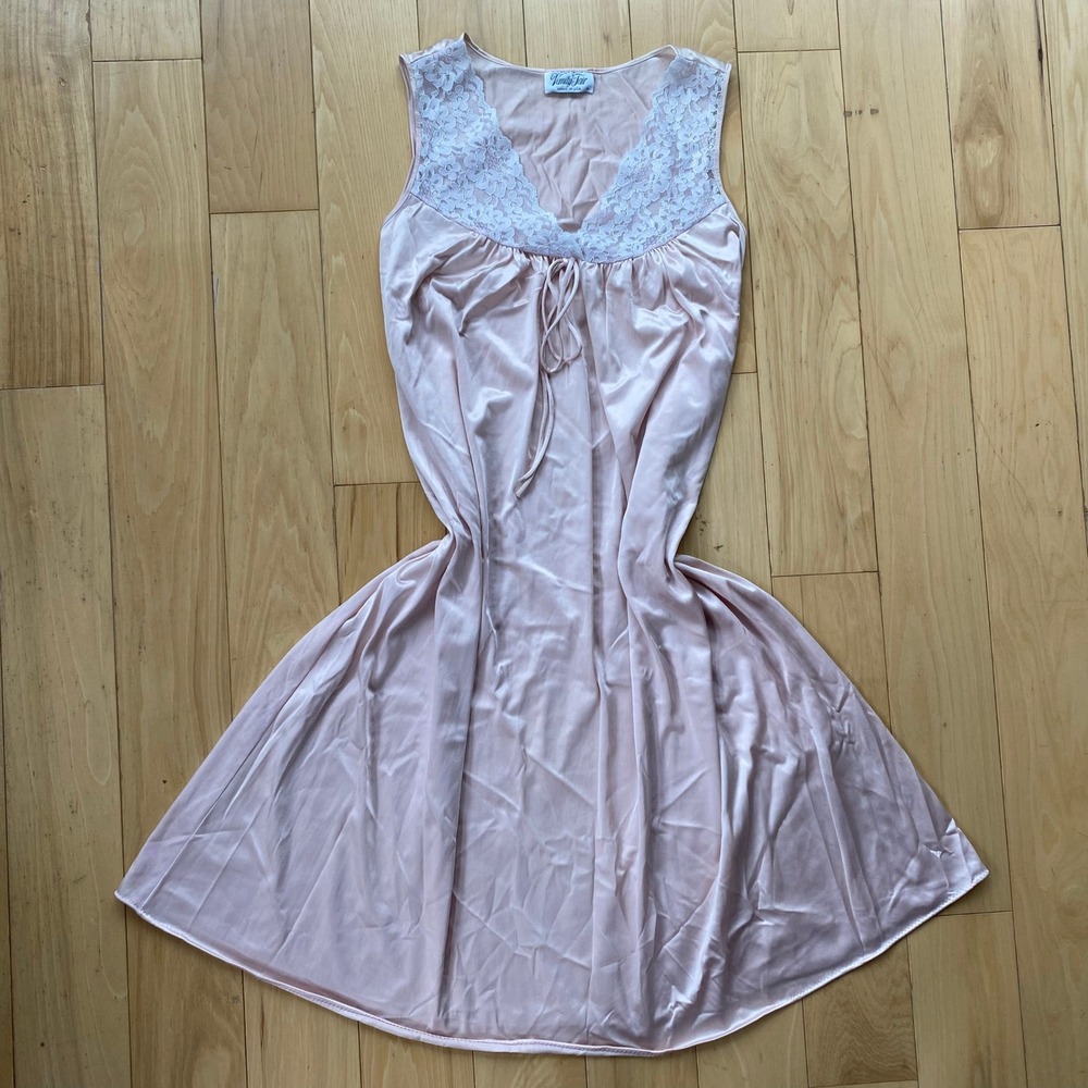 Made in USA VTG Vanity Fair Romantic Pink Lace Nightgown Sleeveless Midi Slip- L